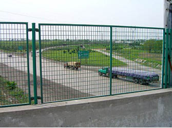 框架式橋梁護(hù)欄網(wǎng)