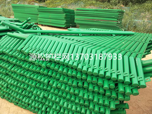 圈地護(hù)欄網(wǎng)立柱