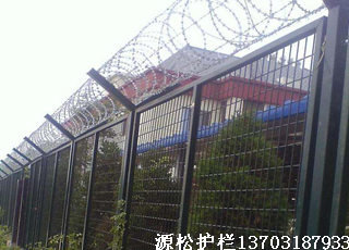 鐵網(wǎng)圍欄8